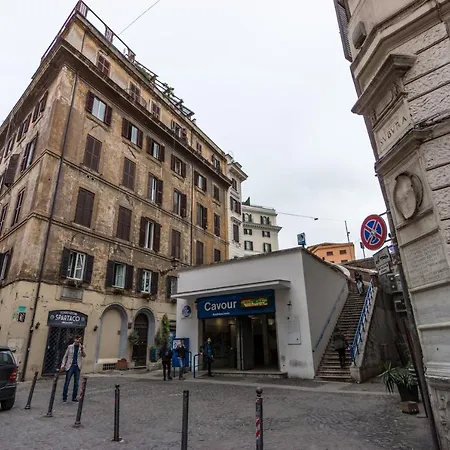 Urbana Coliseum House Rome